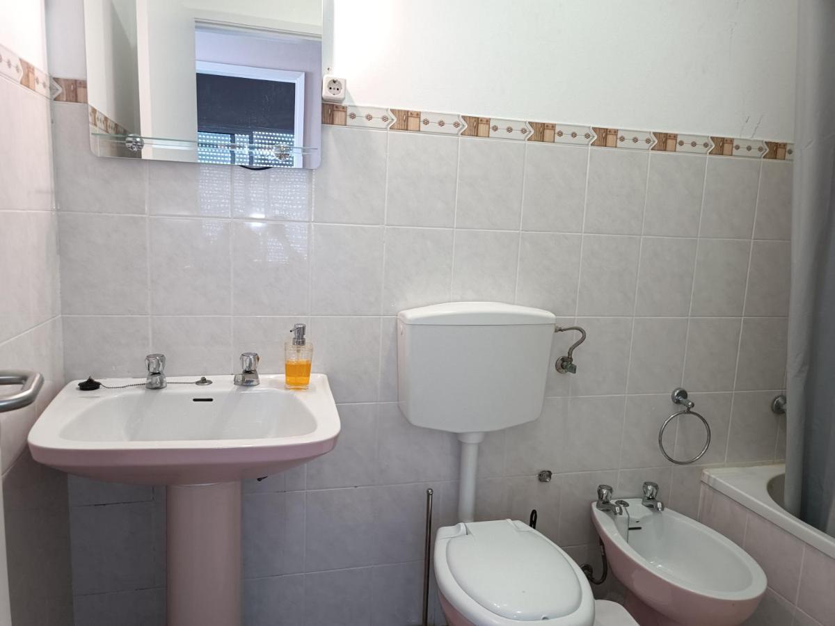 Alagoa Apartment 3 Faro Bagian luar foto