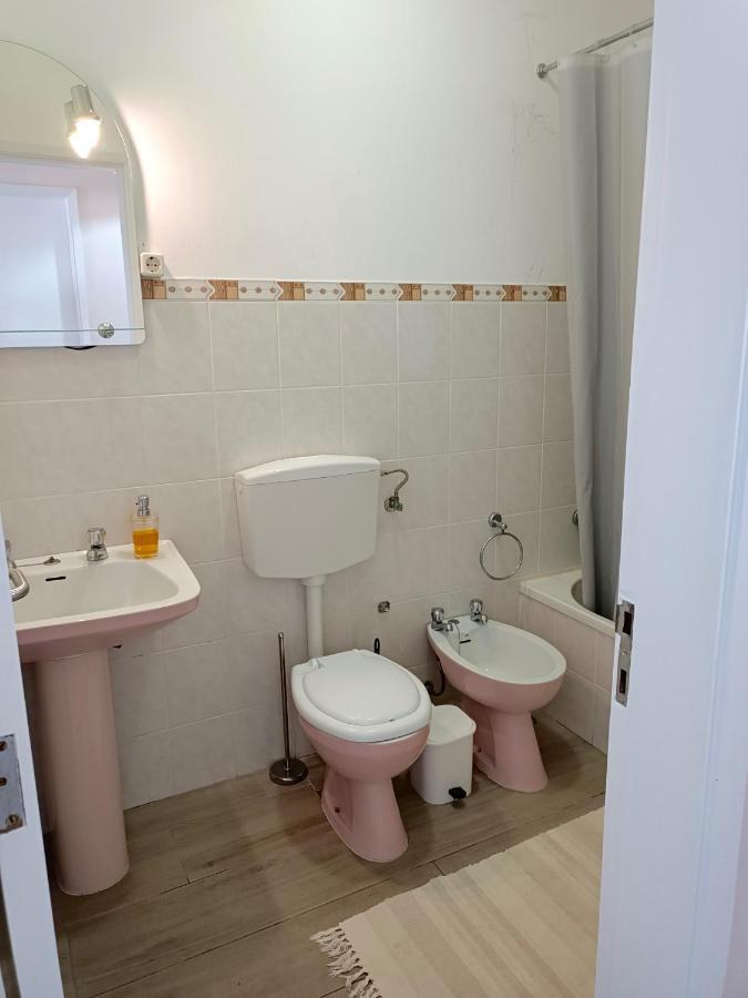 Alagoa Apartment 3 Faro Bagian luar foto